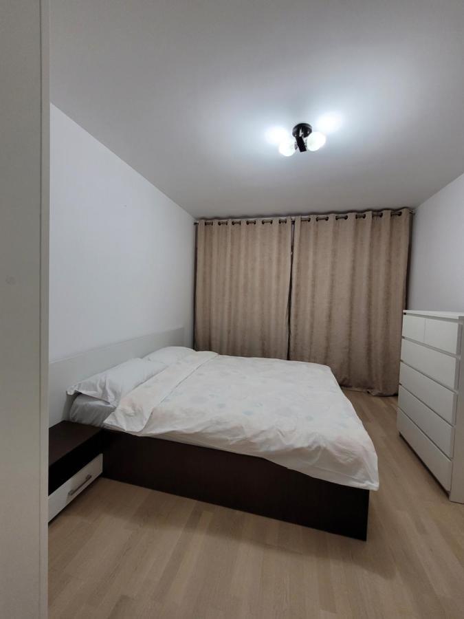 Cozy Park Residences 5 Bukares Bagian luar foto