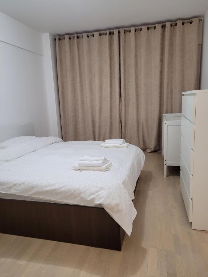 Cozy Park Residences 5 Bukares Bagian luar foto